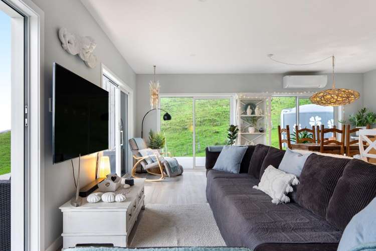 225 Wheatstone Road Wainui_9