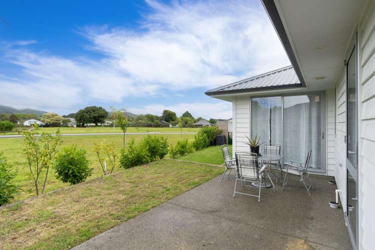 6 Albizia Grove Waikanae_19