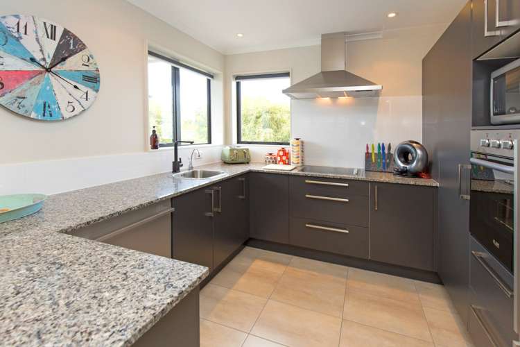 25 Buccaneer Court Gulf Harbour_13