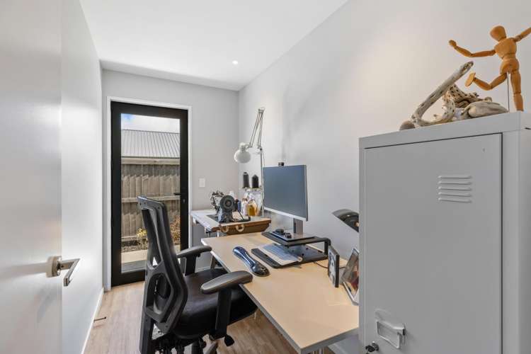 44 Candlesticks Crescent Lincoln_15