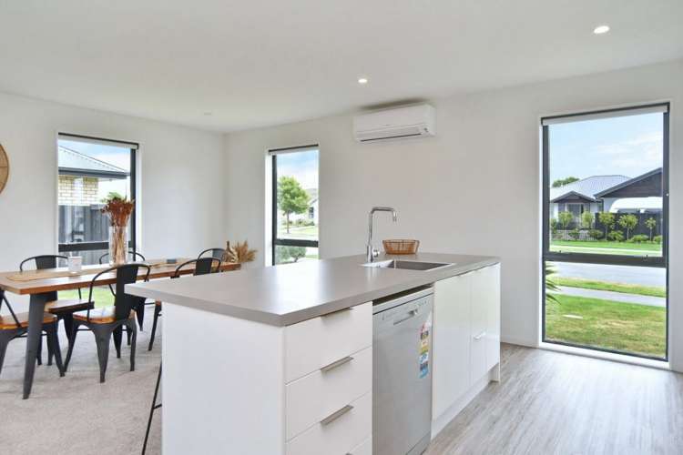 8 Fearne Drive Woodend_11