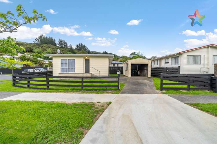 1/293 Wellington Road Wainuiomata_3