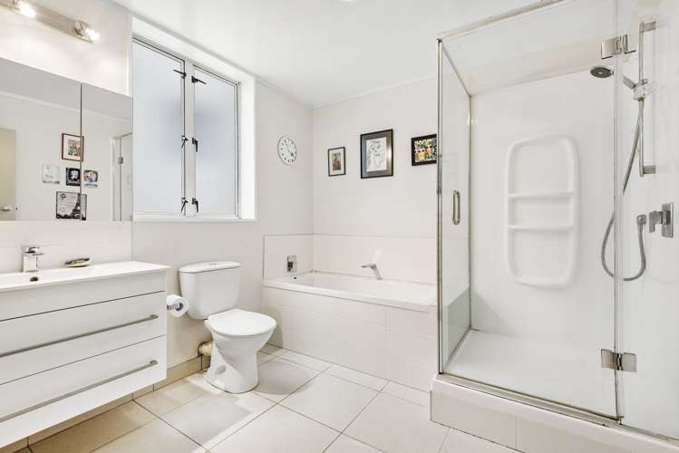 2/178 Oriental Parade Oriental Bay_11