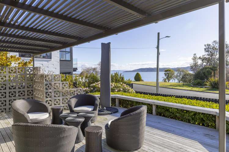 6 Kohatu Parade Wharewaka_7