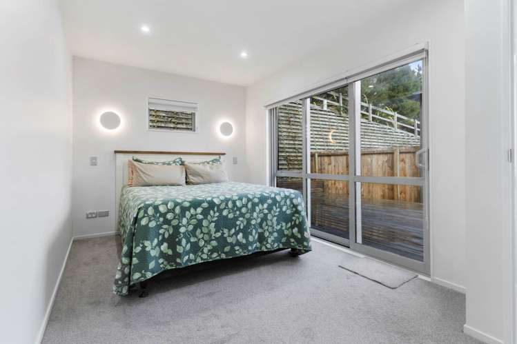 82 Joseph Street Flat Bush_11