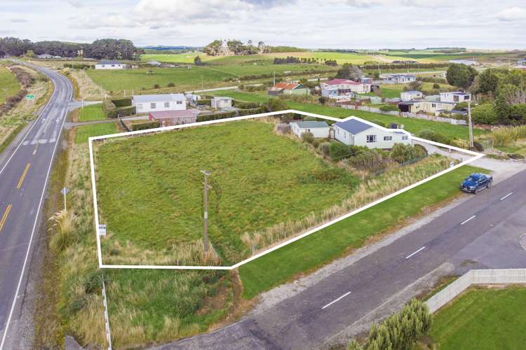 5 Neva Street Wyndham Surrounds_15