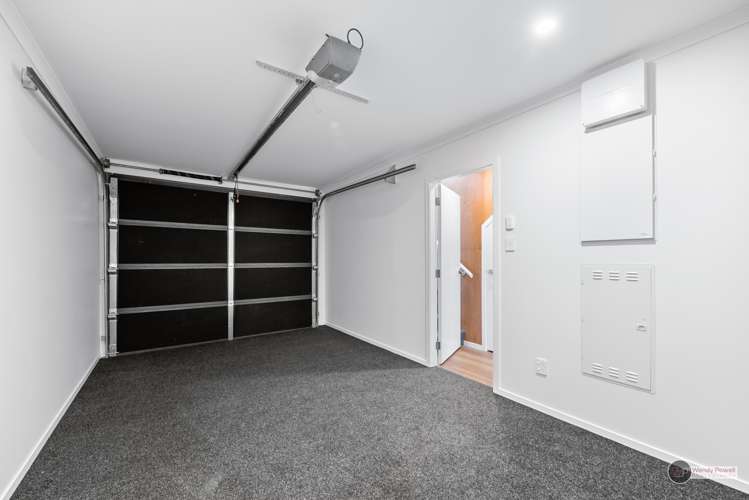 1/51 Kings Crescent Lower Hutt_16