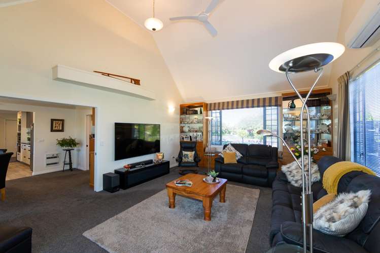 38 Kensington Drive Taradale_23