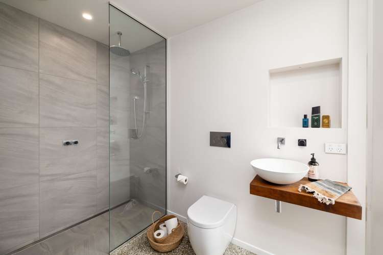 107 Hawthorne Street Strowan_16