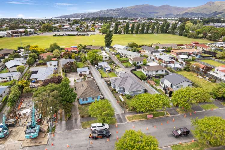 32 Tilford Street Woolston_30