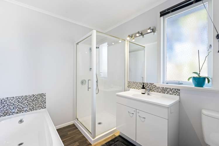 2/132 Edmonton Road Te Atatu South_19