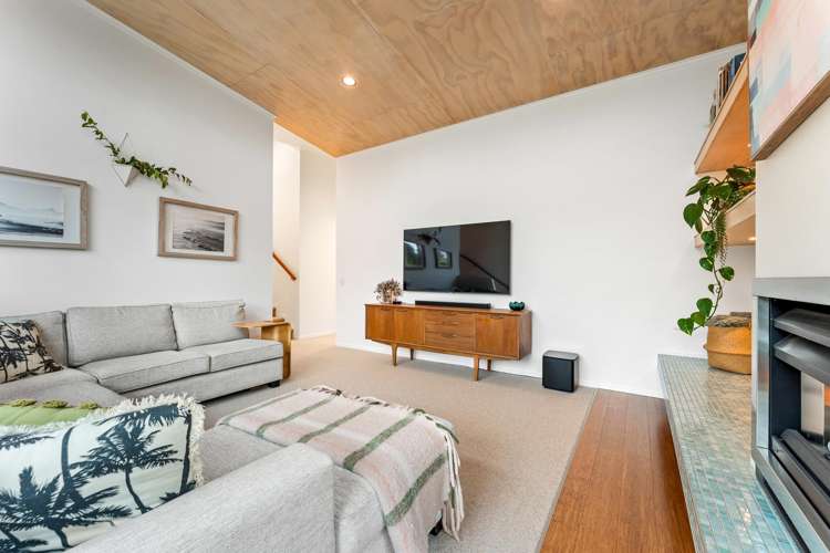 9 Andre Rise Stanmore Bay_18
