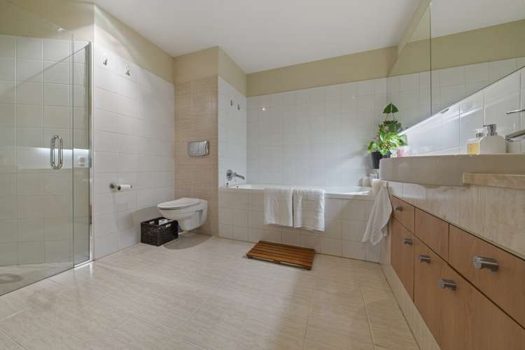 3i/42 Molesworth Street Thorndon_12