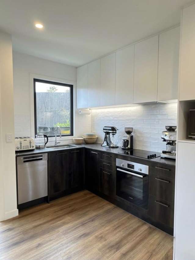 4/32 Leybourne Circle 10026_3