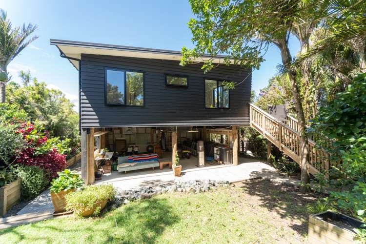 30 Tasman View Road Bethells Beach_17