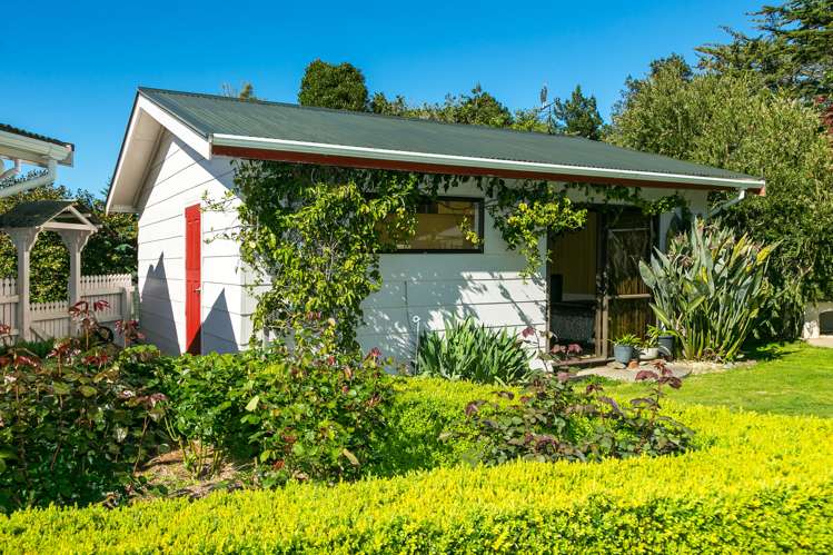 5804 Kenepuru Road Kenepuru Sound_11