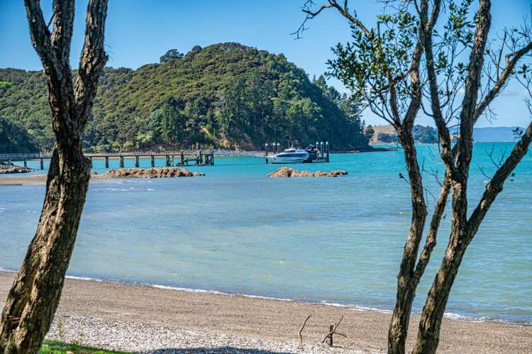 143 Cowes Bay Road Waiheke Island_33