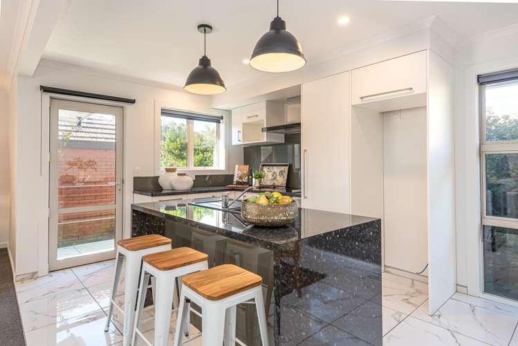 1/2 Sarabande Avenue Redwood_10