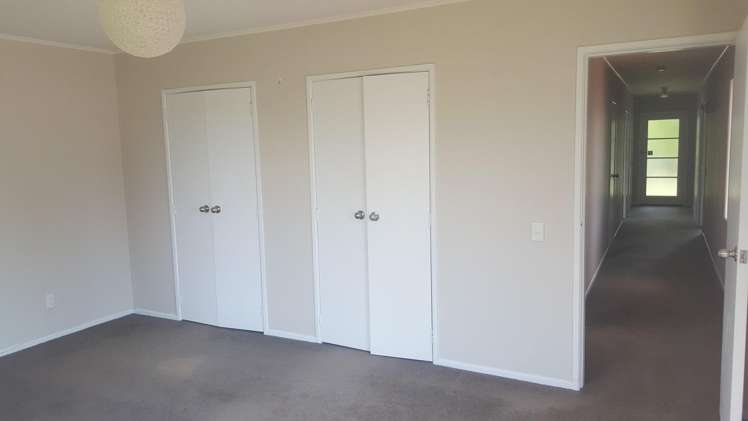 15 Clyde Street Utuhina_6