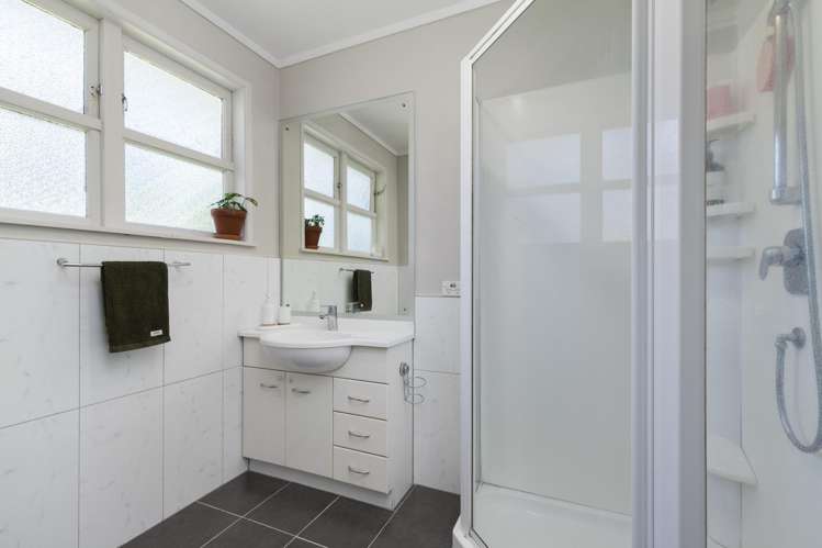 4 Eden Place Pukekohe_11