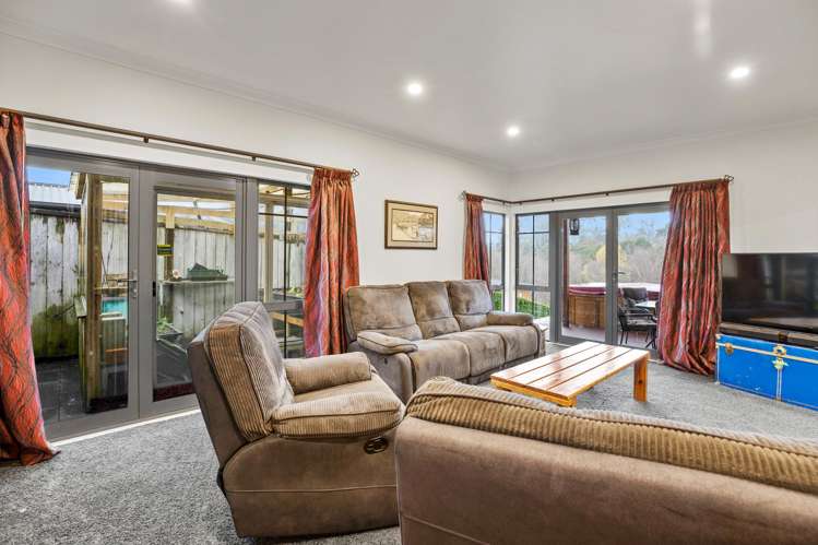 12 Oak Street Morrinsville_11