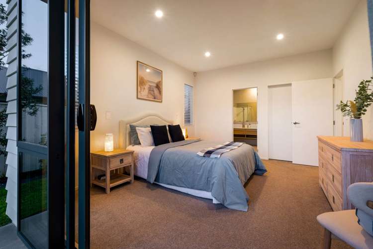 5 Karo Road Beachlands_30