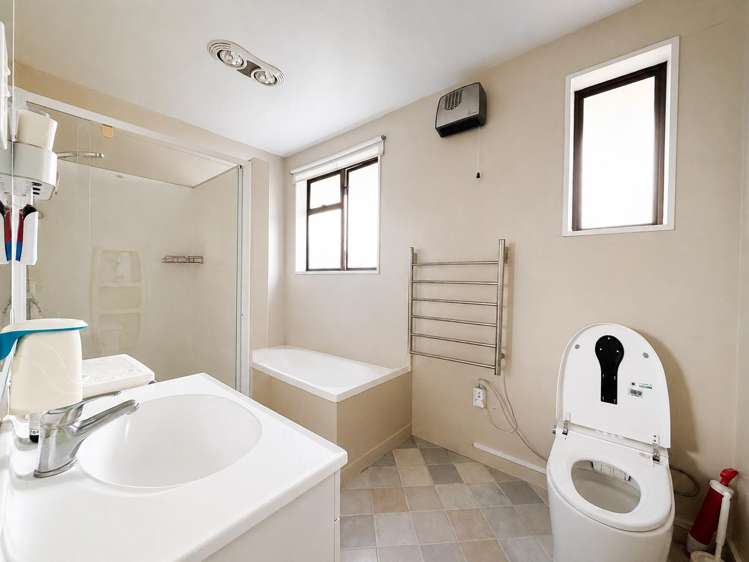 57 & 57A Amyes Road Hornby_6