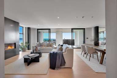 Apartment 206 Customs Quay_1