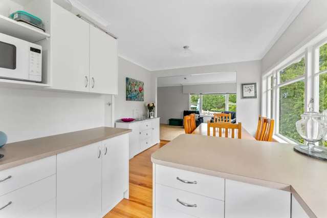 Charming 3 -bedroom Home - Possibly Pet Friendly