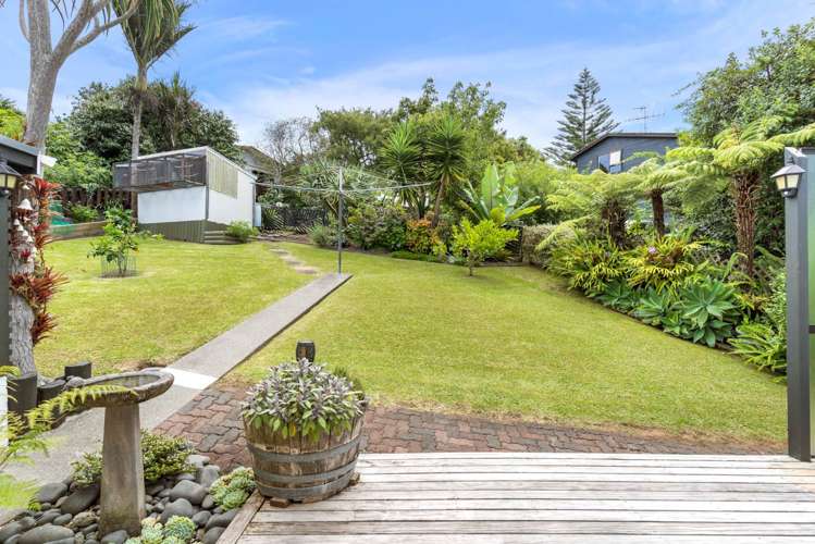 17 Nandana Drive Glen Eden_17