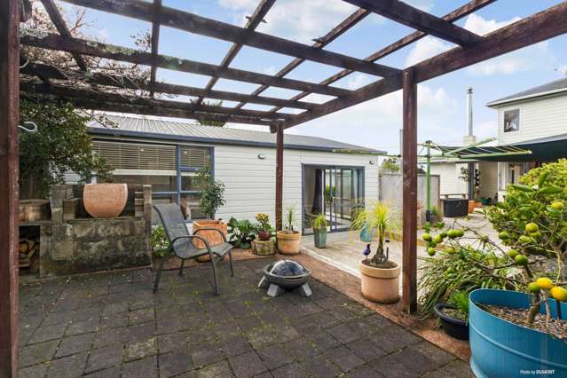 9 Neil Avenue Te Atatu Peninsula_2