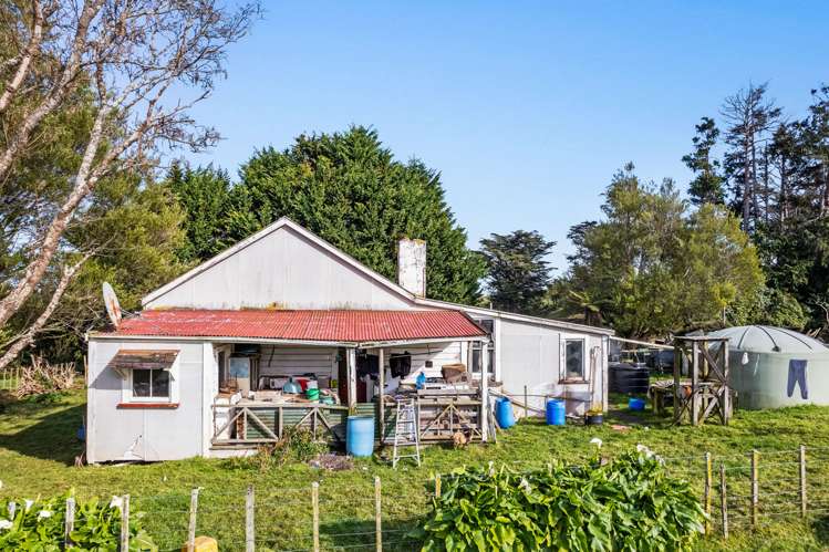 324 Block 8 Road Waitotara_20