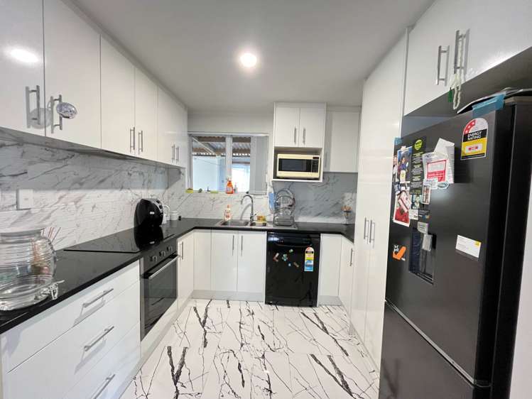 2/66 Palmers Road Clendon Park_1