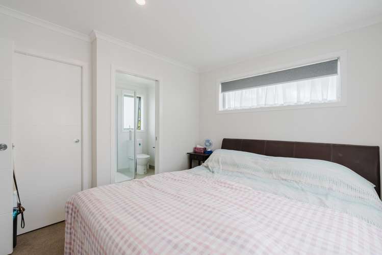 1/18 Pickering Crescent Chedworth_12