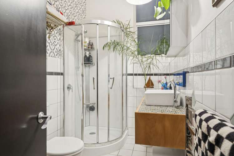 4 - 3 Holland Street Te Aro_9