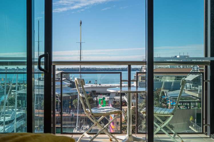 401/85 Customs Street West Auckland Central_1