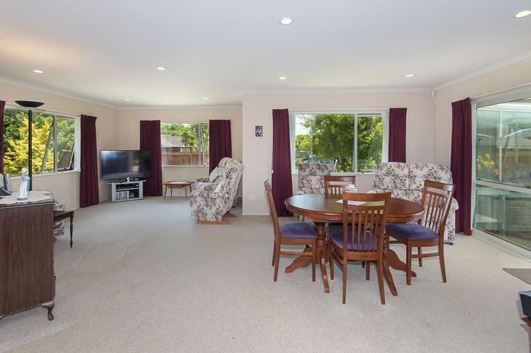 6 Annieston Place Waiuku_1