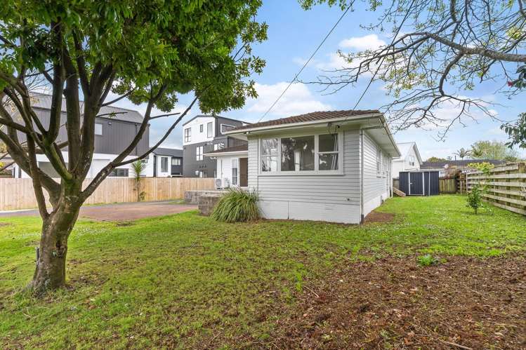 61 Gloria Avenue Te Atatu Peninsula_51