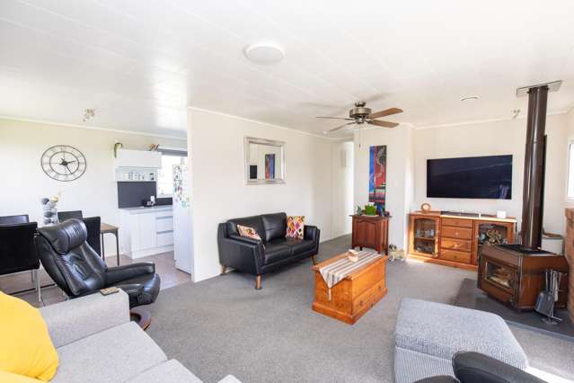 41 Mahana Road Ngatea_1