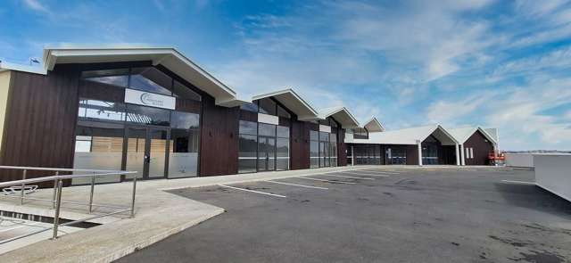 BRAND NEW COMMERCIAL/RETAIL TENANCIES