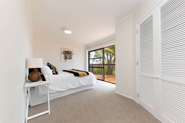 39 Woodfern Crescent Titirangi_10