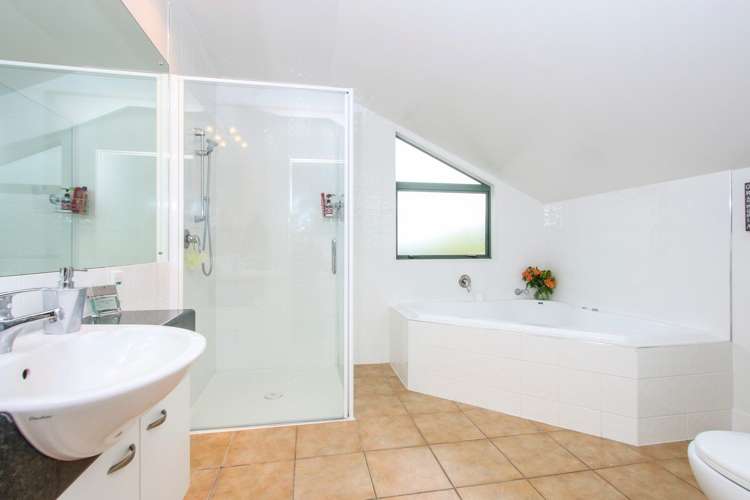 2/11 The Rosebowl Sunnyhills_16