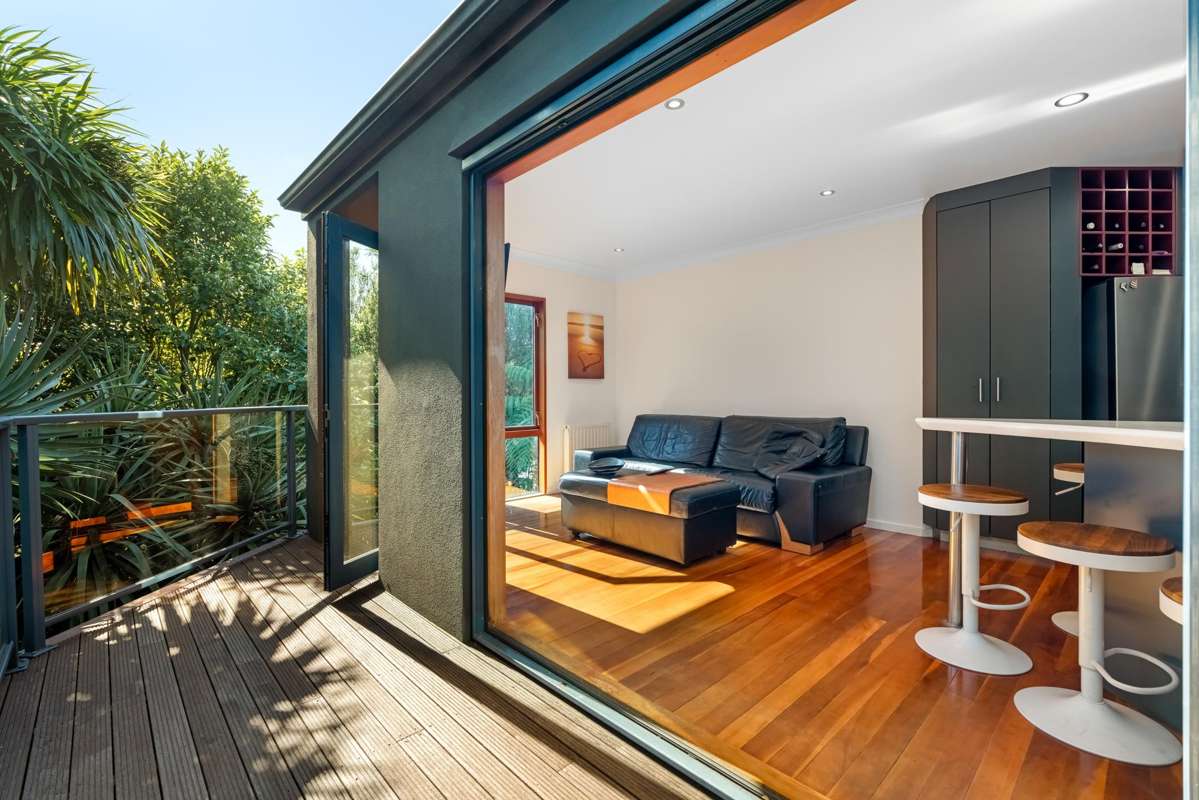 8B William Denny Avenue_5