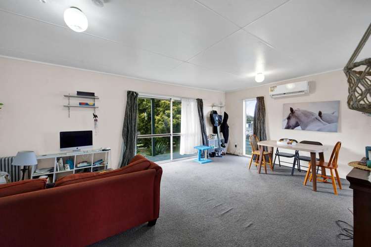 1 Charles Major Place_4
