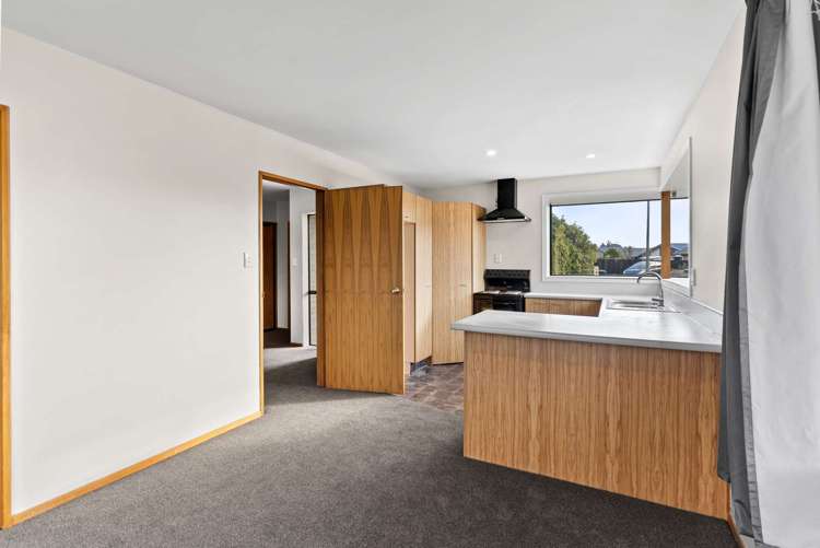 31 Seascape Gardens Bromley_9