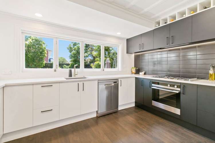 20 Rocklands Avenue Mount Eden_3