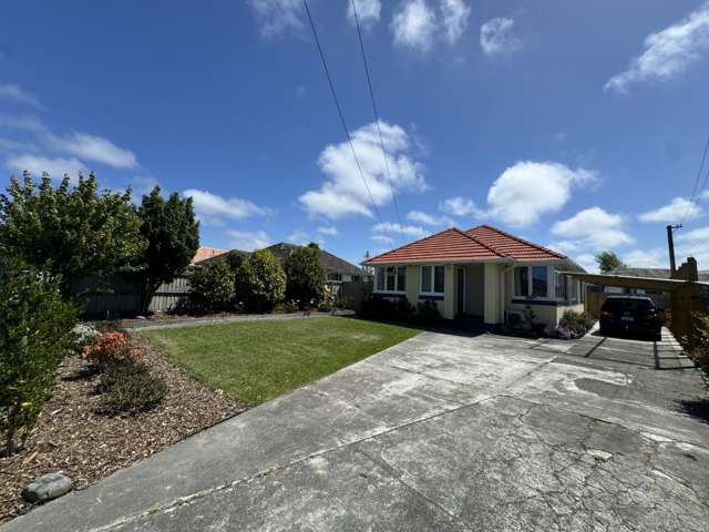 Tidy Three Bedroom Family Home