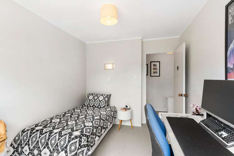 3/36 Eskdale Road Birkdale_8