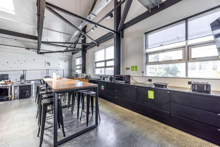 317 New North Road Kingsland_20