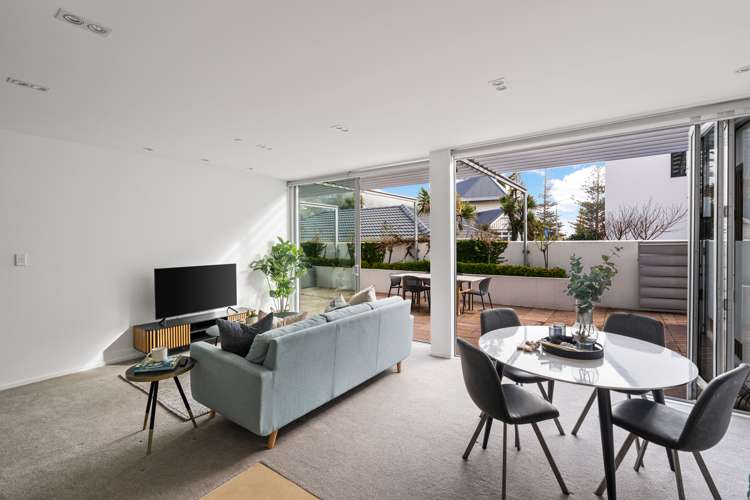 4/22 Esplanade Sumner_5